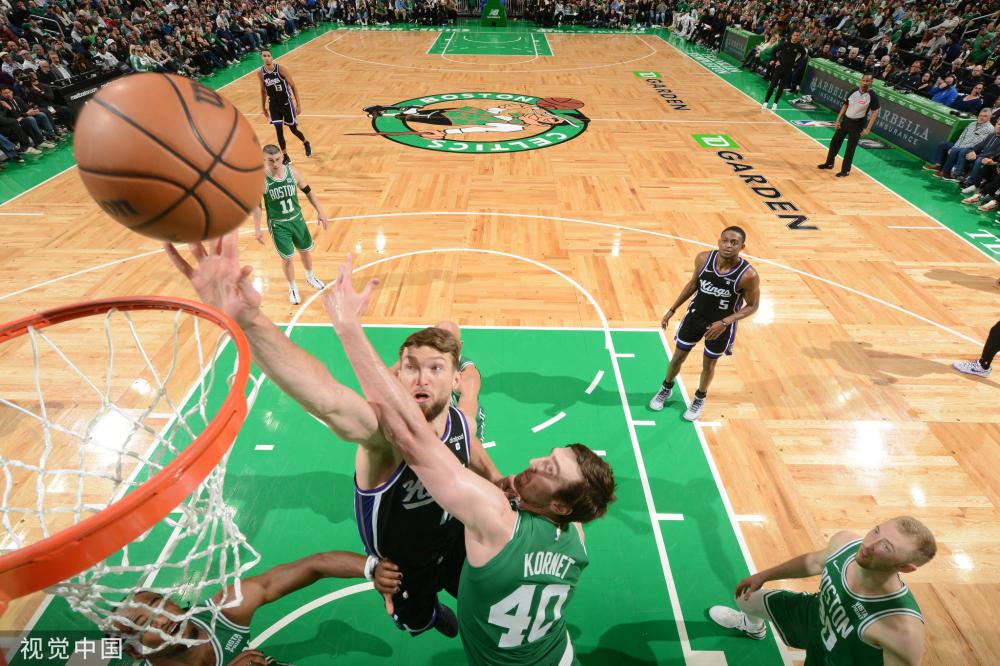 多萨坚韧不 多萨坚韧不