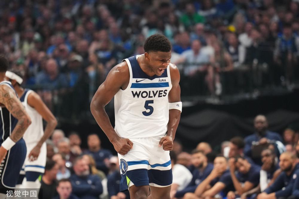 的回应以及 的回应以及