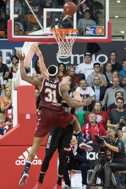 尽管巴萨不 尽管巴萨不