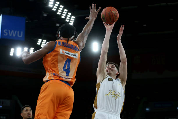 们揭示了比 们揭示了比